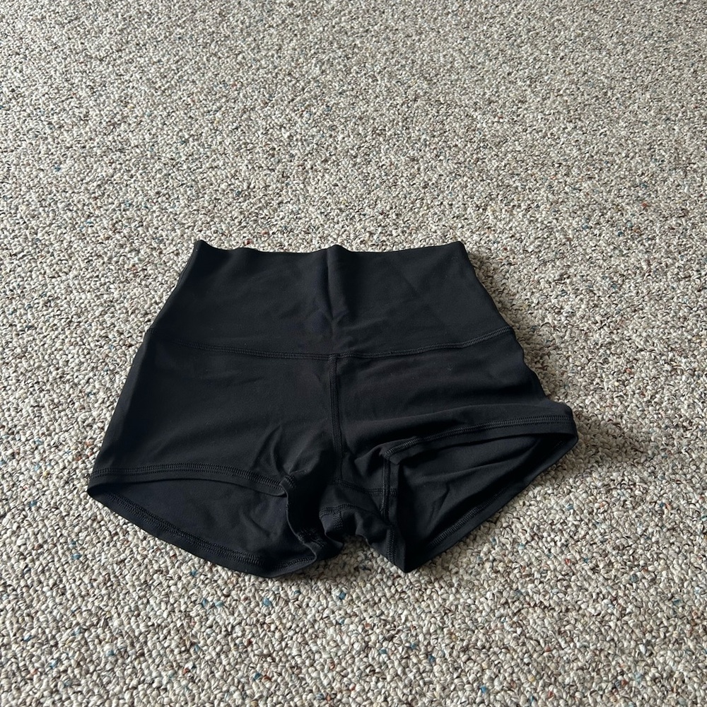 Lululemon Align 2” high rise short - Picture 2 of 5